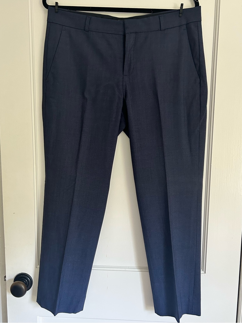 Banana Republic Avery Cropped Navy Blue Dress Pants. Size 10.